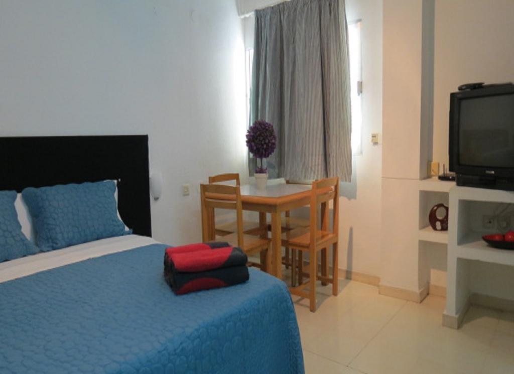 Comet Suites Almona 格拉纳达 客房 照片