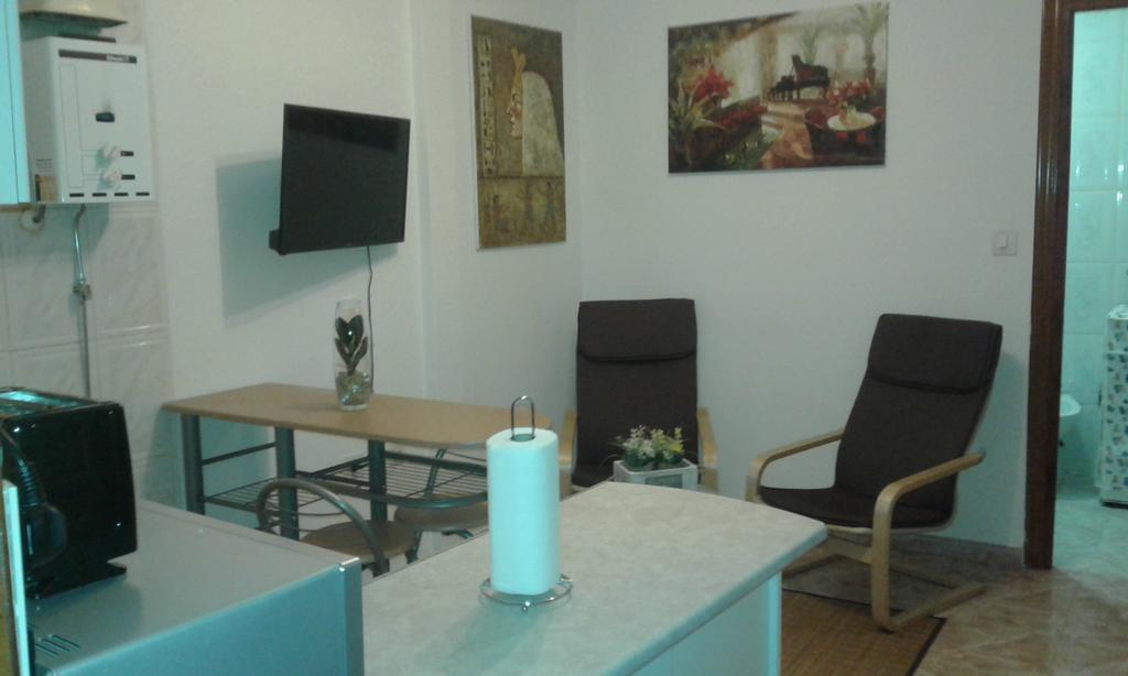 Comet Suites Almona 格拉纳达 外观 照片